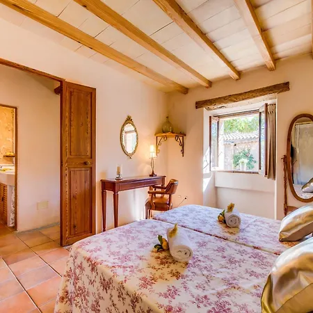 Holiday home Charming With Pool View