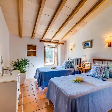 Charming With Pool View *
